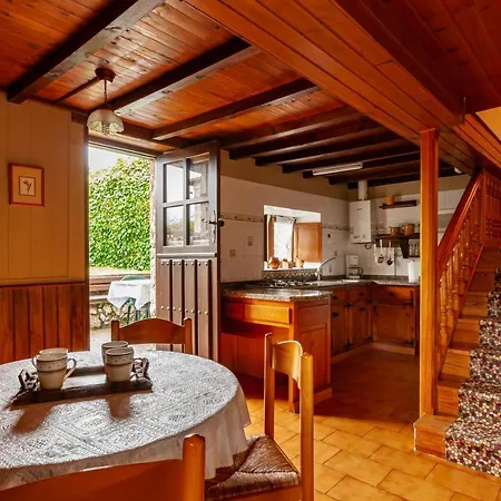 Casa Carmen 2a Solo 2 Km De La De Ribadesell Horská chata *